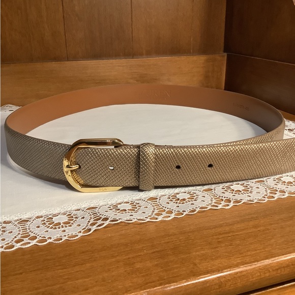 Ralph Lauren Embossed Gold Leather Belt - 42” Long - Unworn - Picture 2 of 6